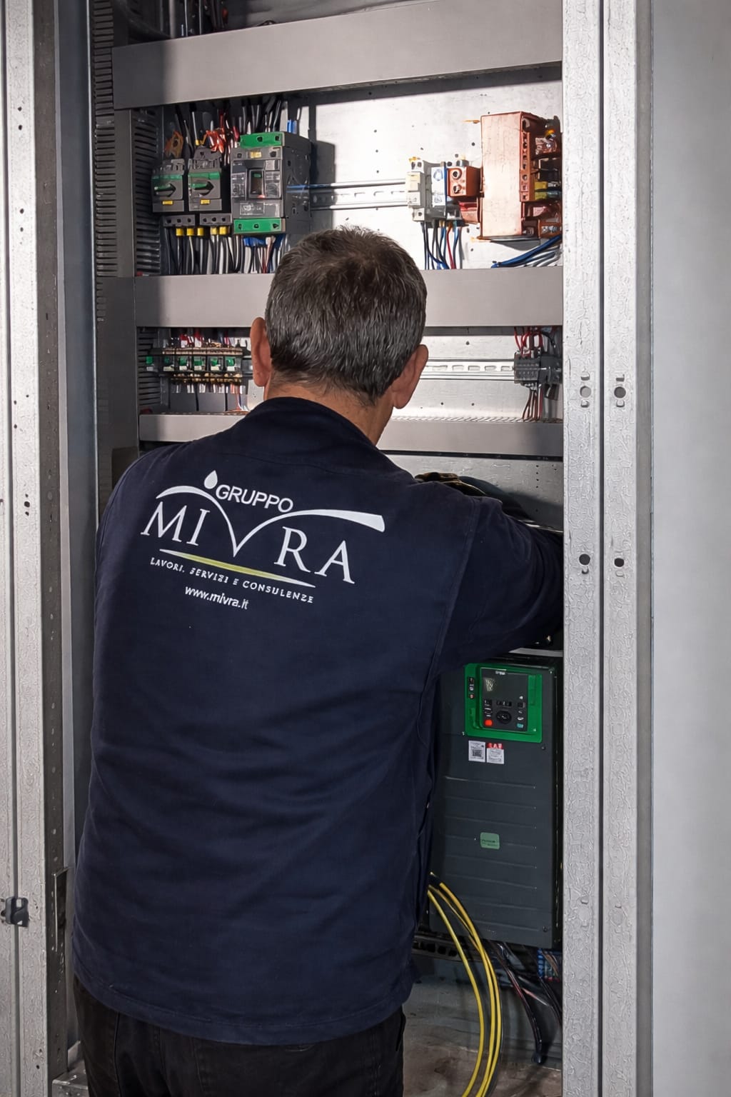 impianti tecnologici - manutenzione impianti elettrici